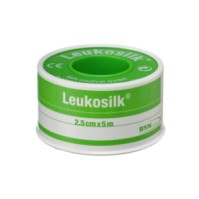 Leukosilk 4.60m x 2.5cm Αυτοκόλλητη Επιδεσμική Ταινία Από Μετάξι 1 Τεμάχιο