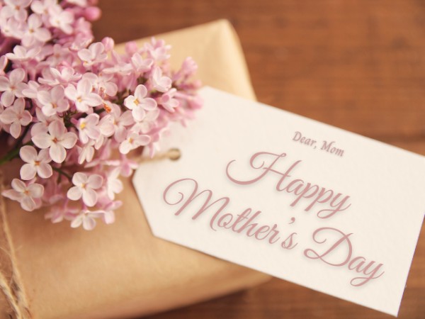 10 Ιδέες Δώρων για τη Γιορτή της Μητέρας